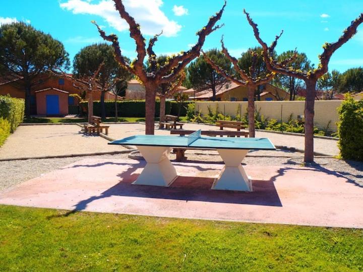 Le Jardin Des Alpilles Villa Eyguières Екстериор снимка
